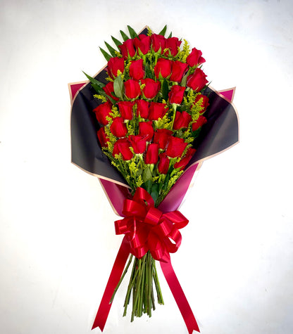 Long Stem Dozen Roses